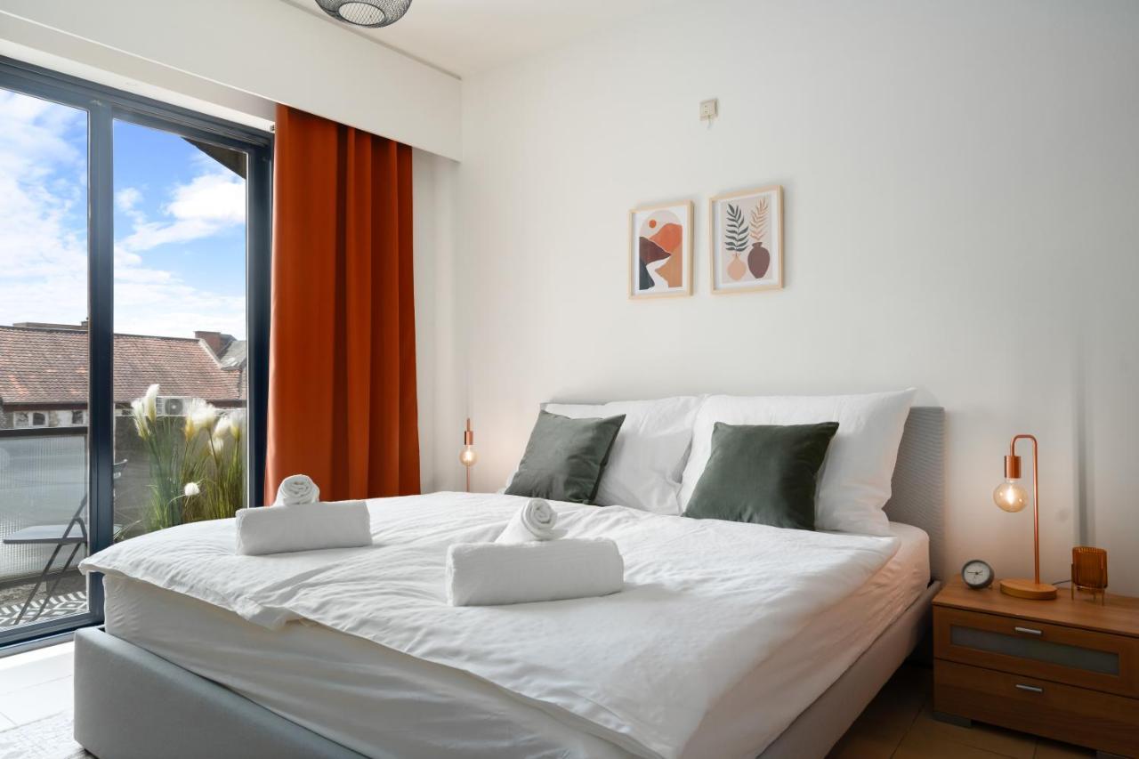City Apartment 3 Bedroom, Kitchen, Wifi, Workspace, Coffee, Central Hasselt Eksteriør bilde