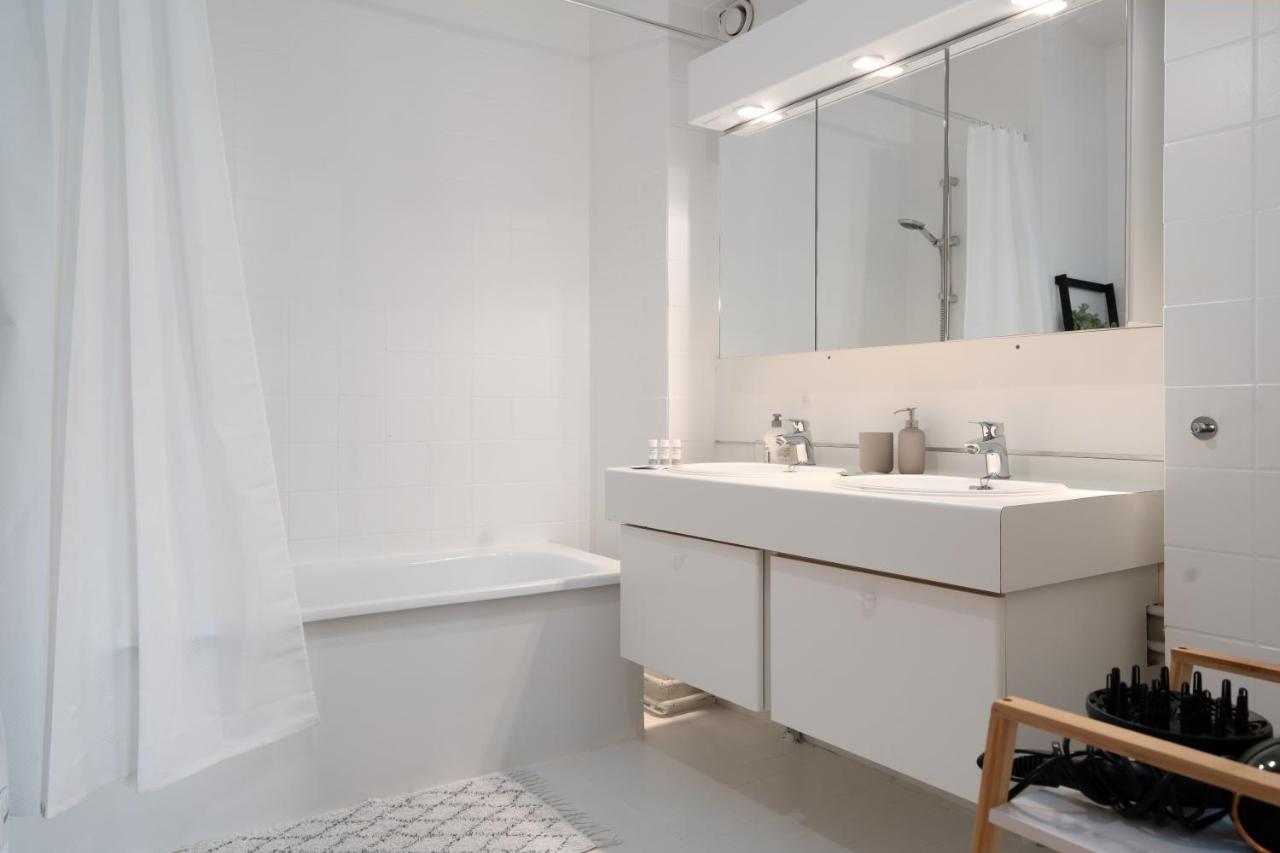City Apartment 3 Bedroom, Kitchen, Wifi, Workspace, Coffee, Central Hasselt Eksteriør bilde