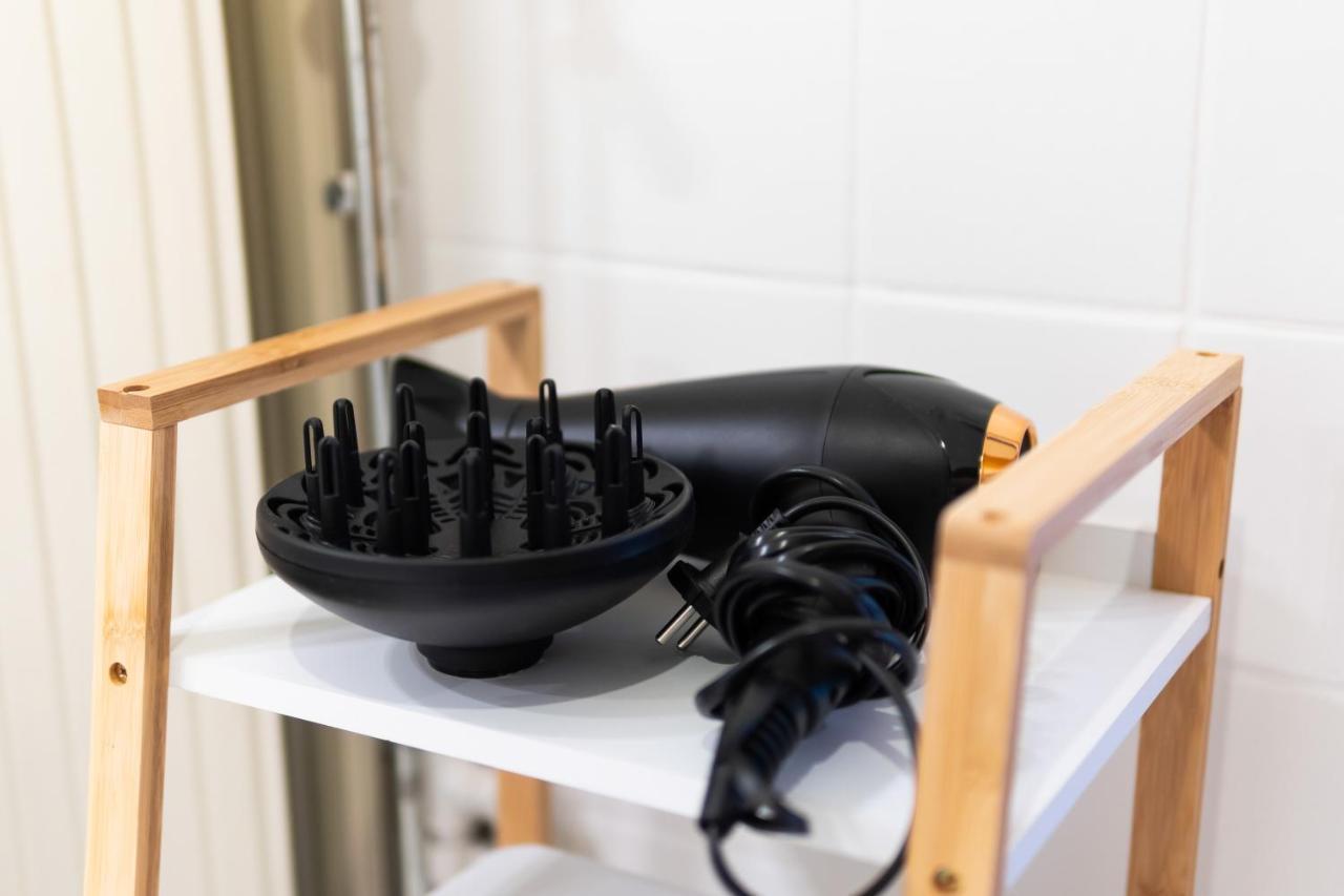 City Apartment 3 Bedroom, Kitchen, Wifi, Workspace, Coffee, Central Hasselt Eksteriør bilde